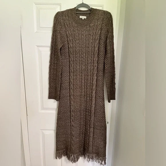 Moon River | Dresses | Moon River Fringed Sweater Dress L | Poshmark Moon River | Dresses | Moon River Fringed Sweater Dress L | Poshmark